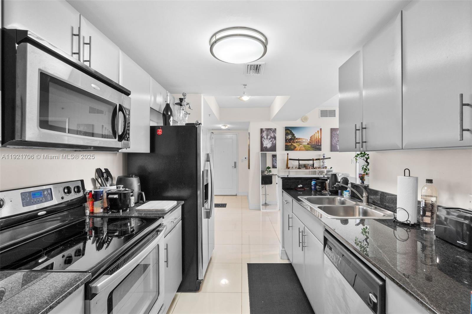 1871 NW S River Dr #1402, Miami FL 33125