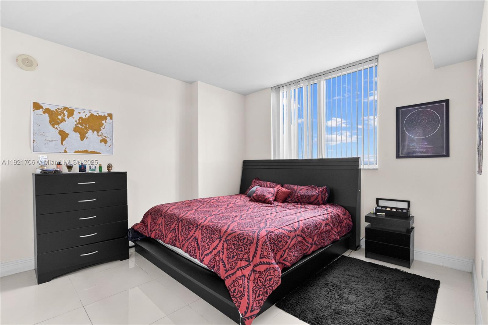 1871 NW S River Dr #1402, Miami FL 33125