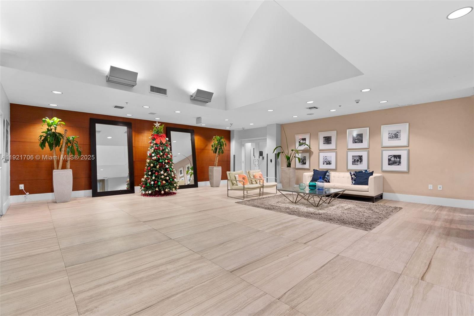 1871 NW S River Dr #1402, Miami FL 33125