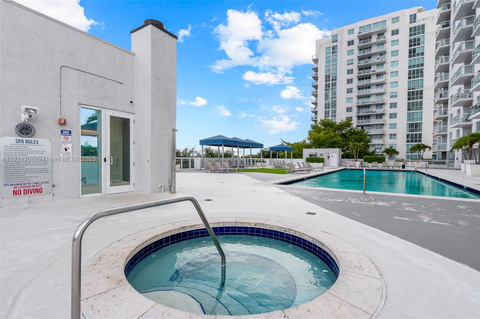 1871 NW S River Dr #1402, Miami FL 33125