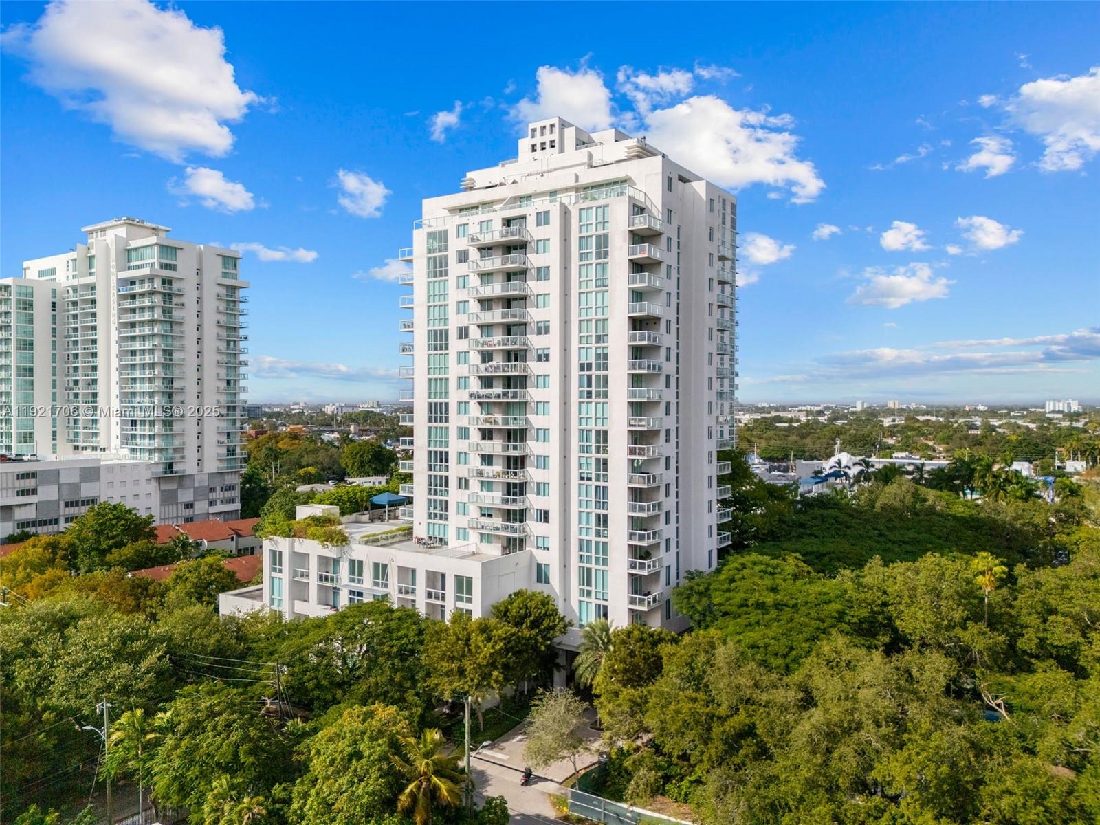 1871 NW S River Dr #1402, Miami FL 33125