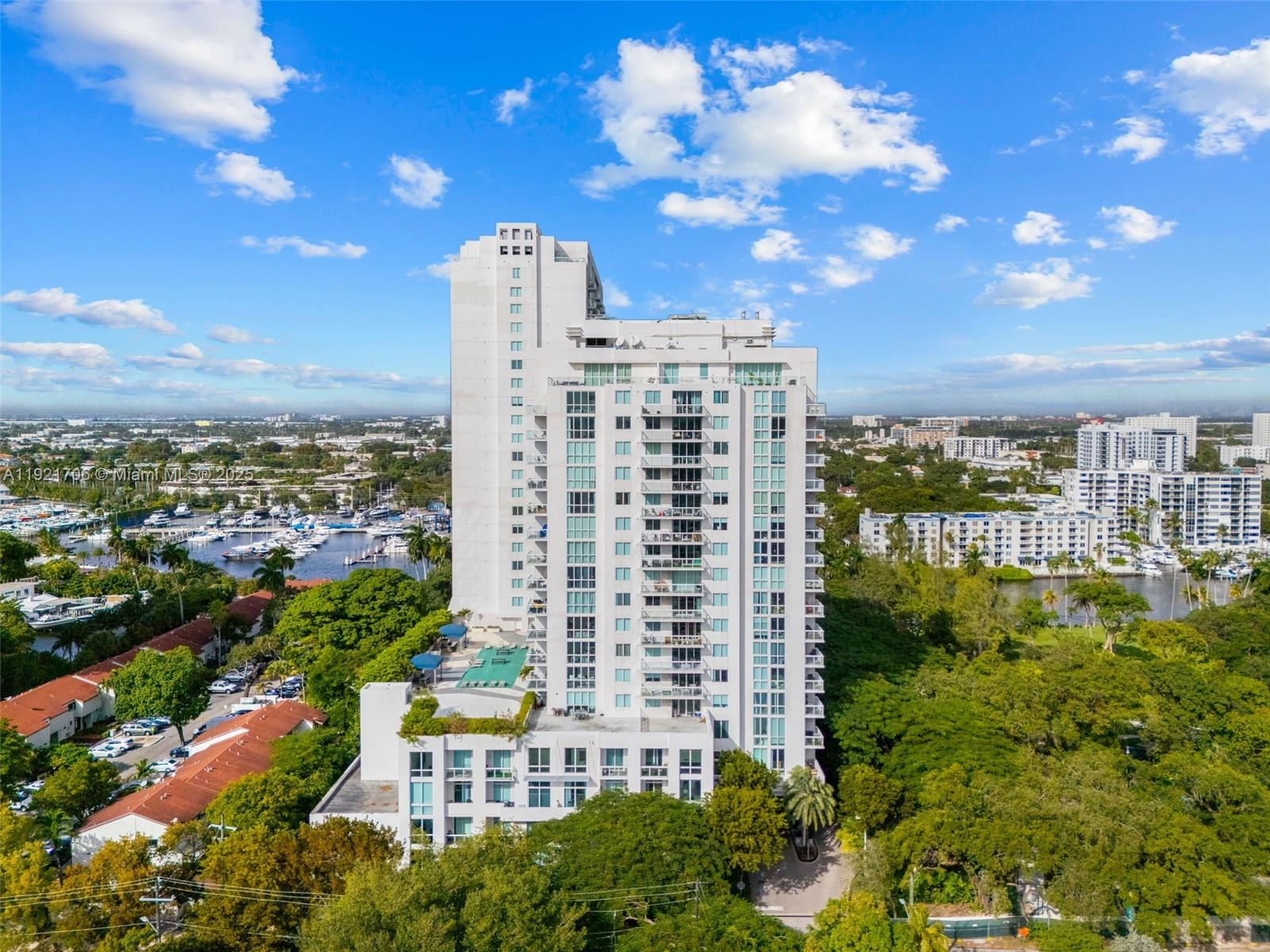 1871 NW S River Dr #1402, Miami FL 33125