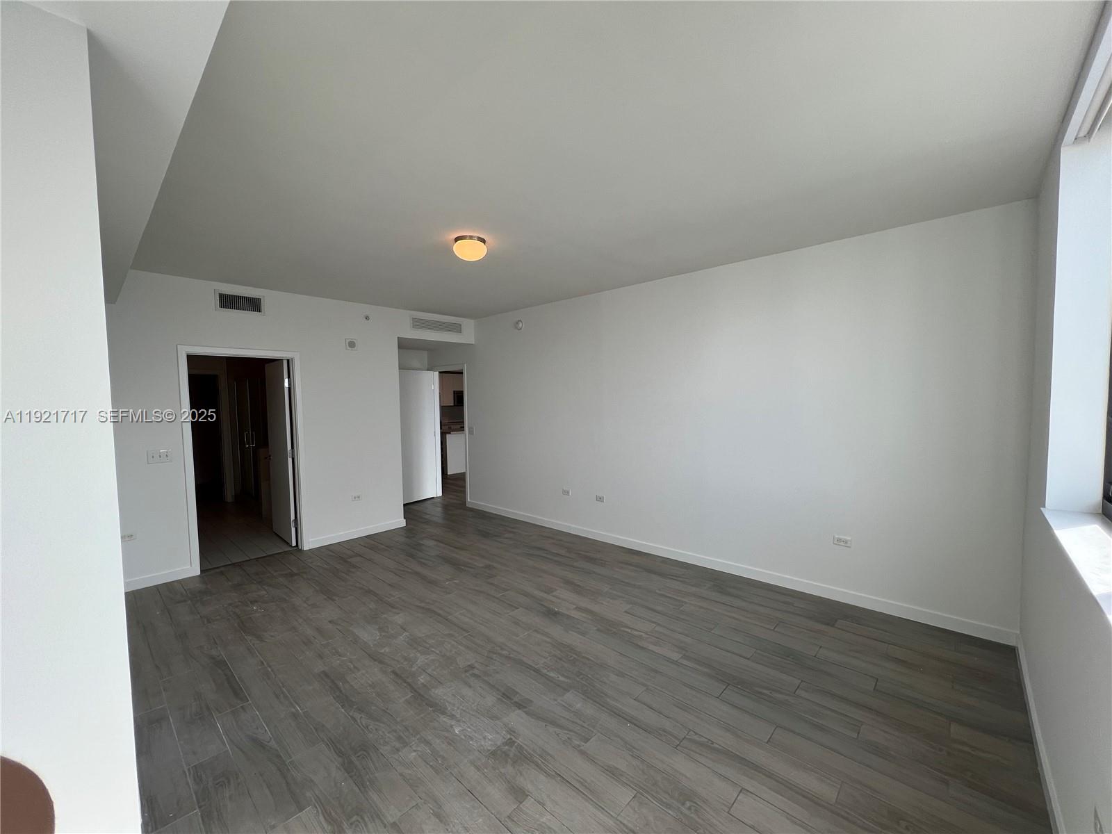 999 SW 1st Ave #2405, Miami FL 33130