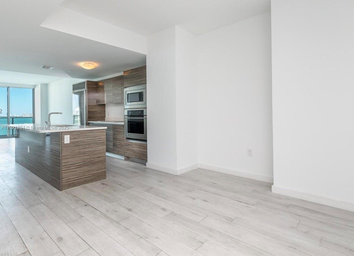 460 NE 28th St #2307, Miami FL 33137