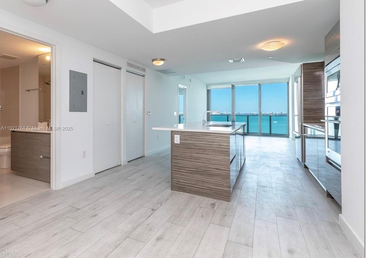 460 NE 28th St #2307, Miami FL 33137