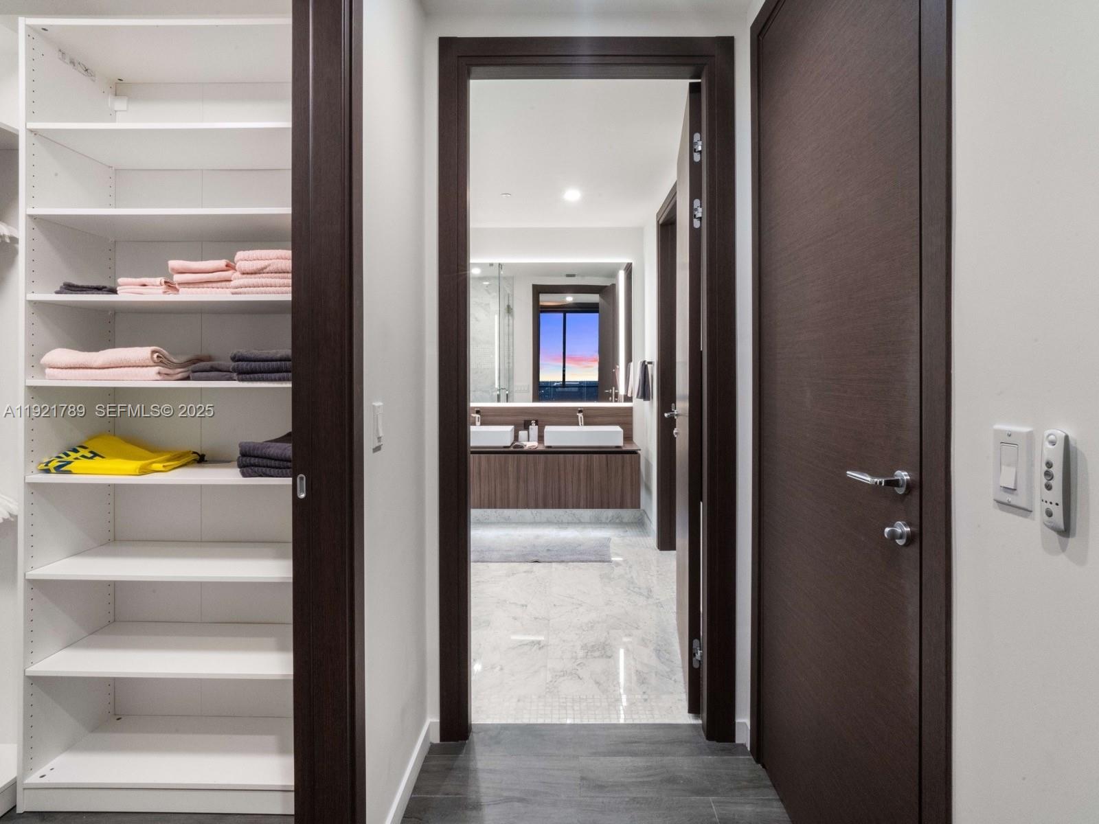 1000 Brickell Plz #PH5706, Miami FL 33131