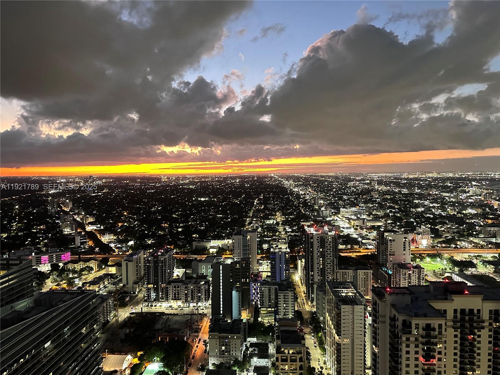 1000 Brickell Plz #PH5706, Miami FL 33131