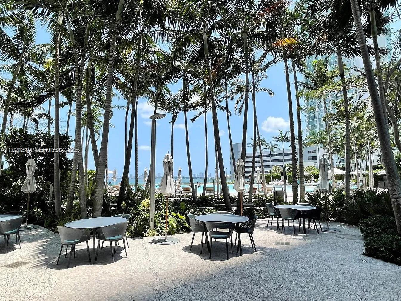 650 NE 32nd St #3808, Miami FL 33137