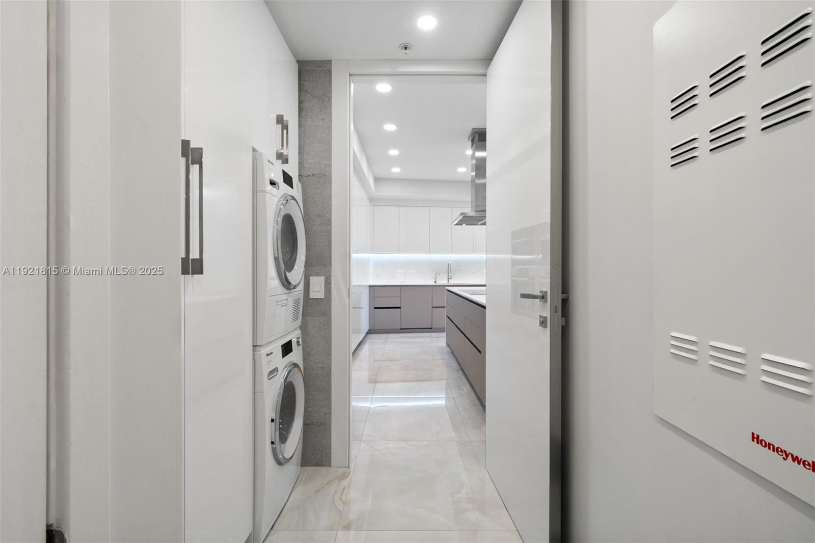 18201 Collins Ave #4606, Sunny Isles Beach FL 33160