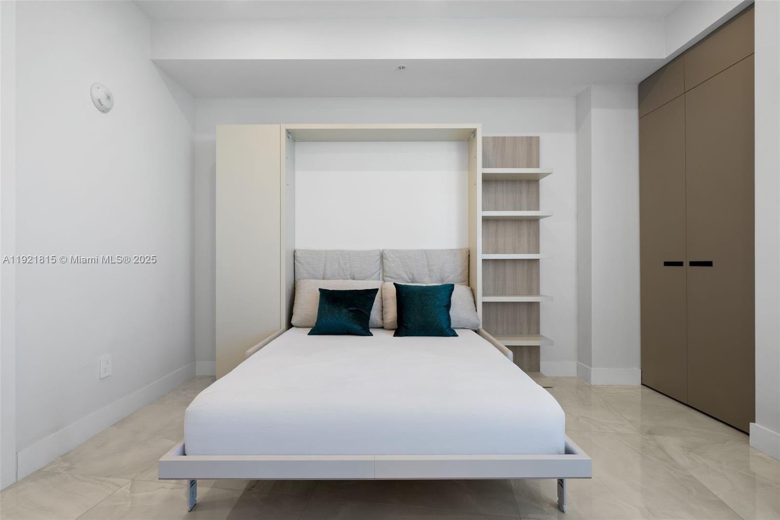 18201 Collins Ave #4606, Sunny Isles Beach FL 33160