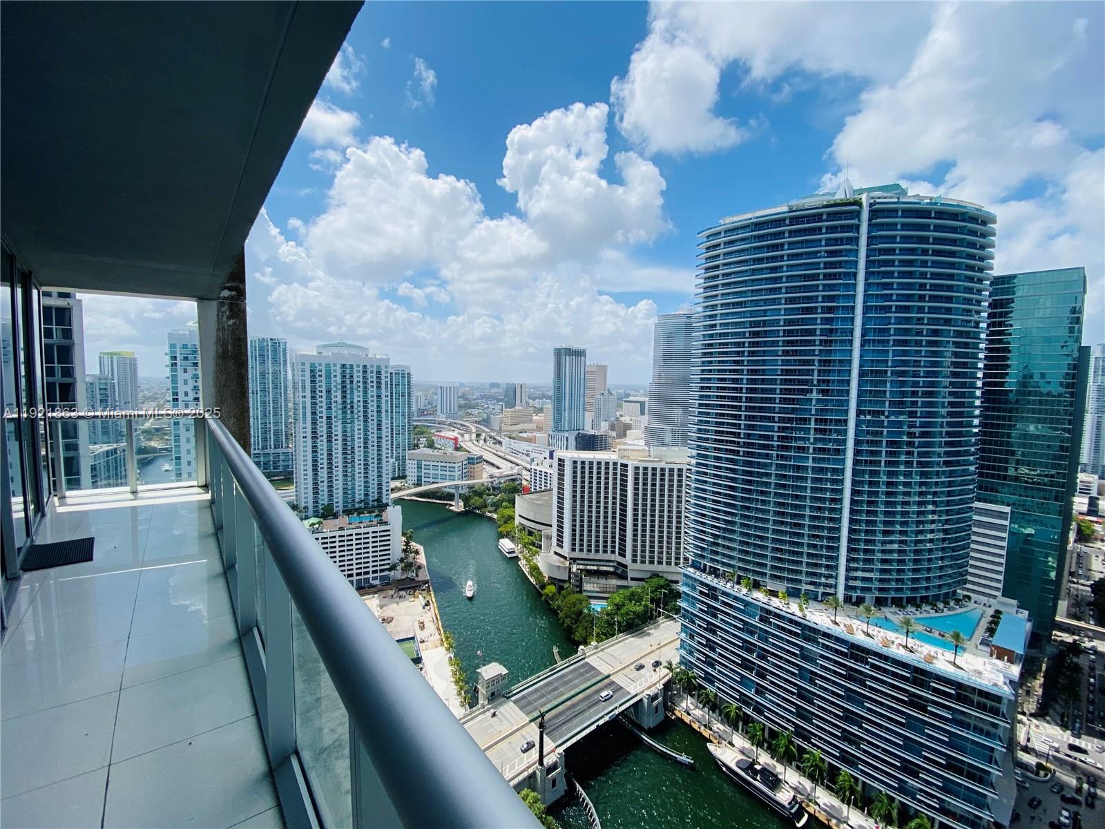 475 Brickell Ave #3715, Miami FL 33131