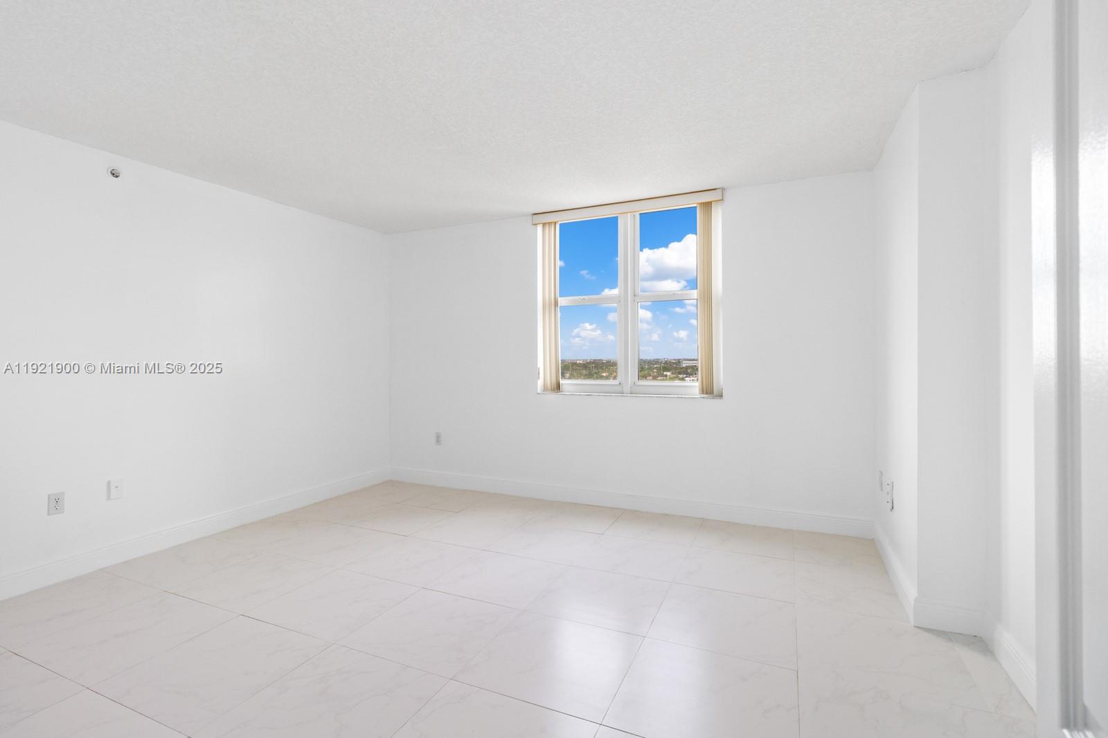 3000 CORAL WAY #1207, Miami FL 33145