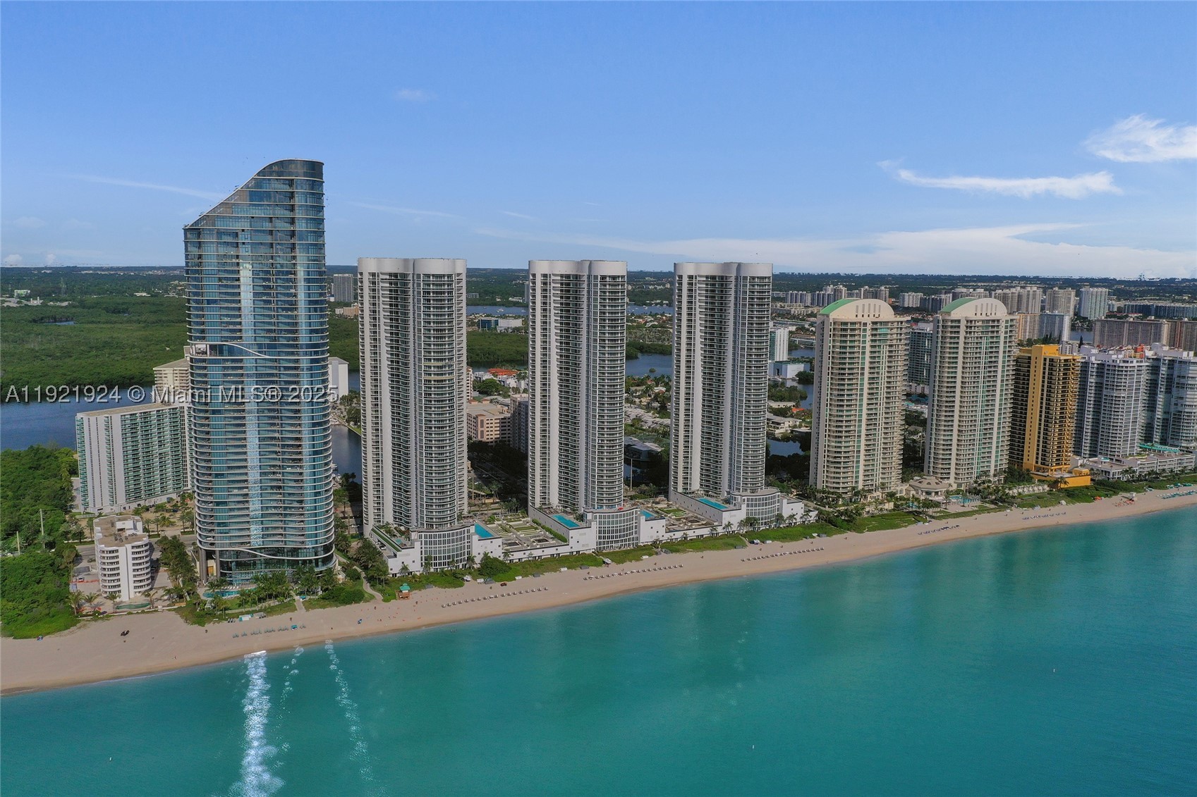 15811 Collins Ave #1601, Sunny Isles Beach FL 33160