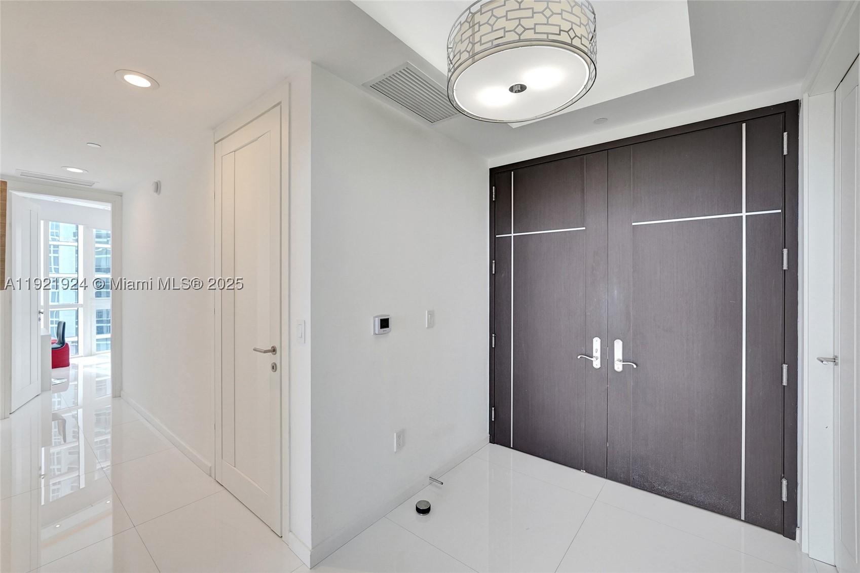 15811 Collins Ave #1601, Sunny Isles Beach FL 33160