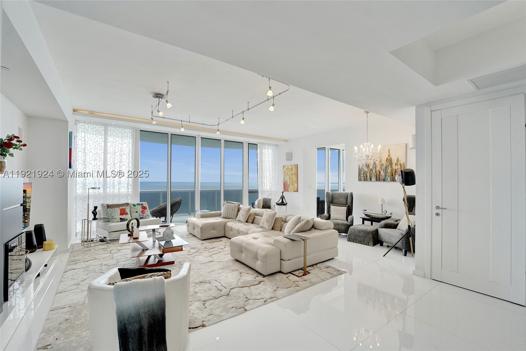 15811 Collins Ave #1601, Sunny Isles Beach FL 33160