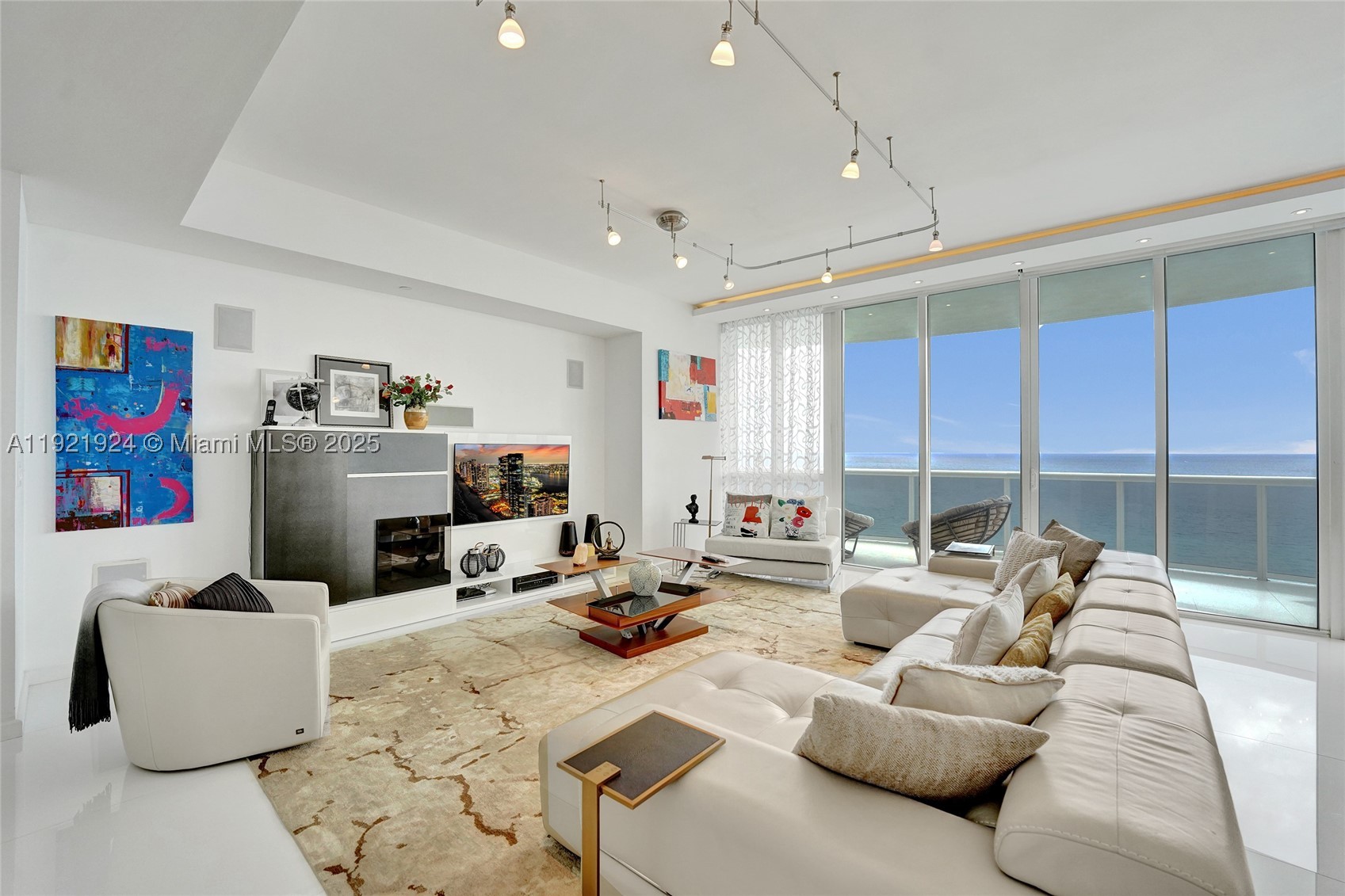 15811 Collins Ave #1601, Sunny Isles Beach FL 33160