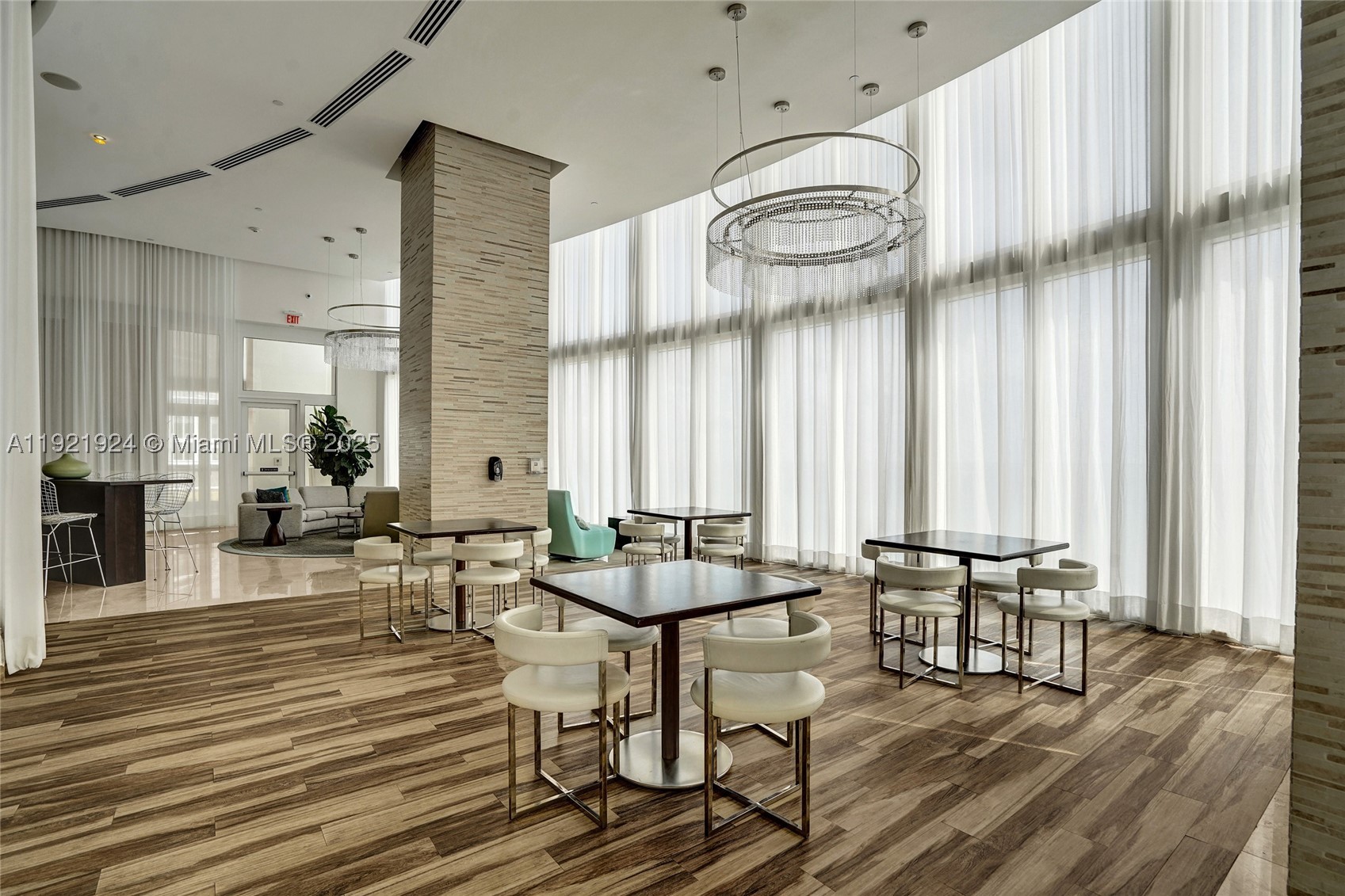 15811 Collins Ave #1601, Sunny Isles Beach FL 33160