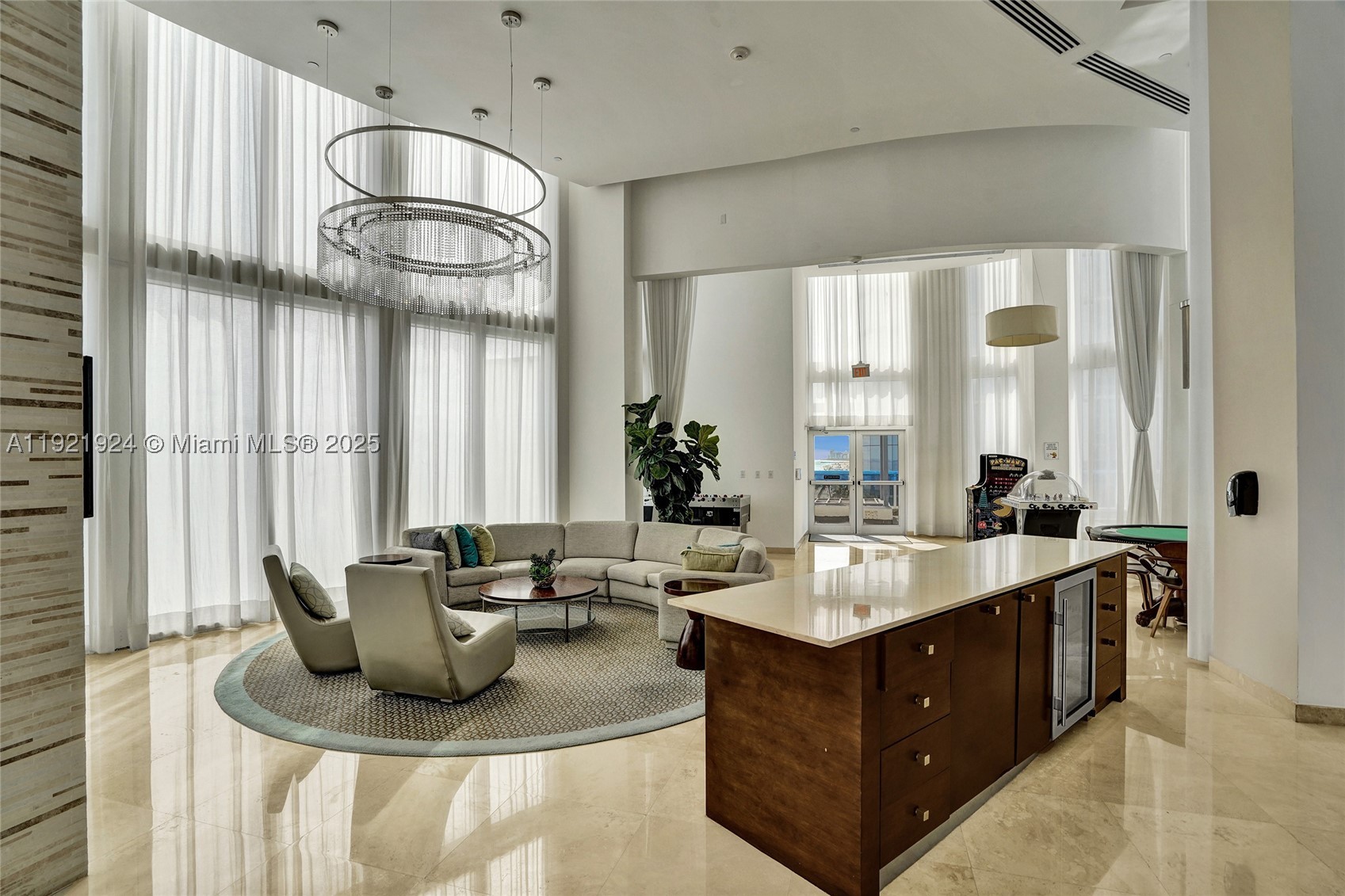 15811 Collins Ave #1601, Sunny Isles Beach FL 33160