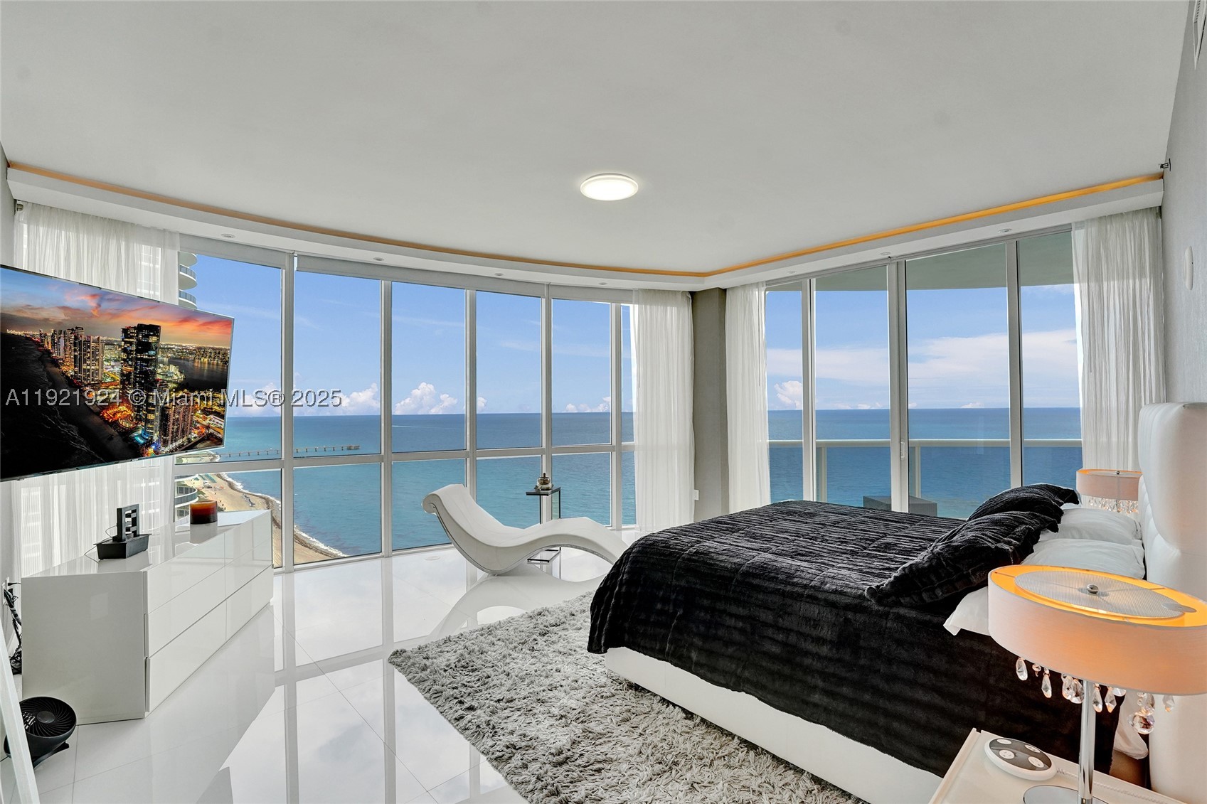 15811 Collins Ave #1601, Sunny Isles Beach FL 33160