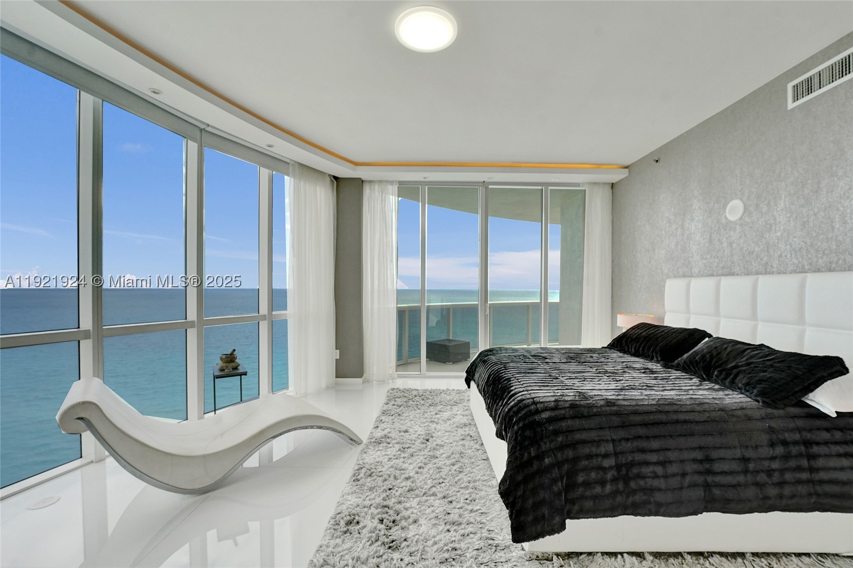 15811 Collins Ave #1601, Sunny Isles Beach FL 33160