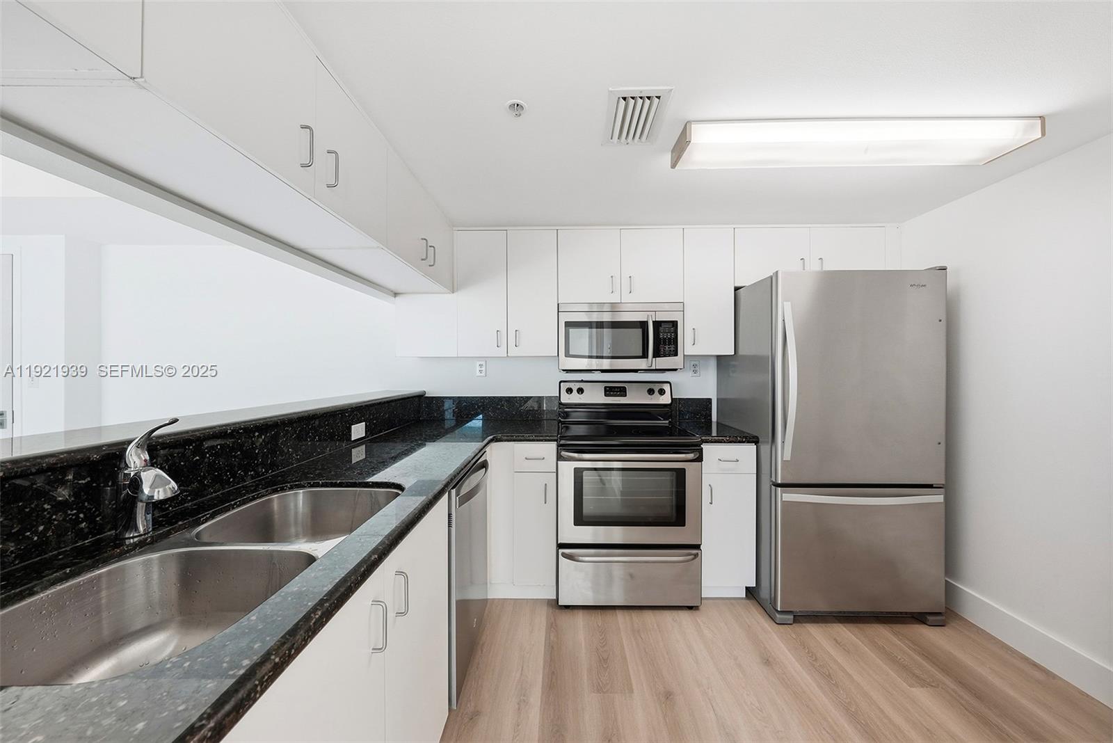 650 West Ave #2209, Miami Beach FL 33139