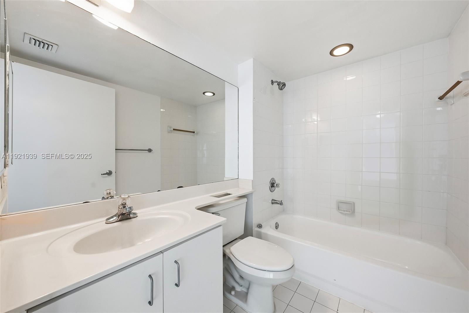 650 West Ave #2209, Miami Beach FL 33139