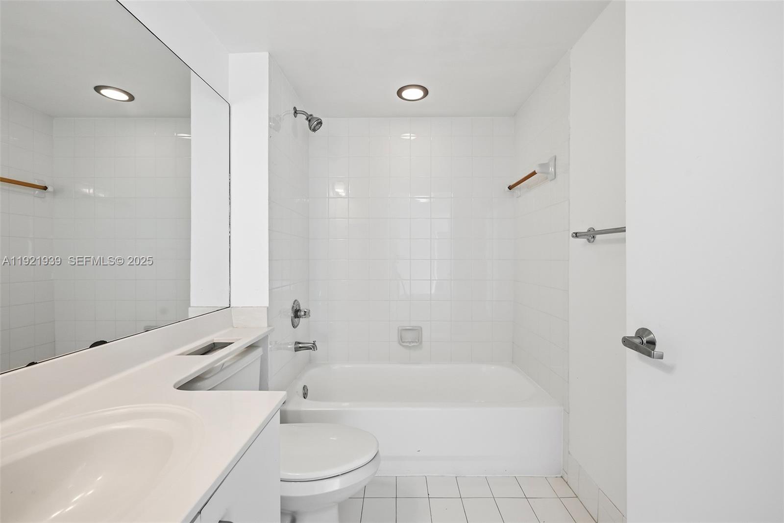 650 West Ave #2209, Miami Beach FL 33139