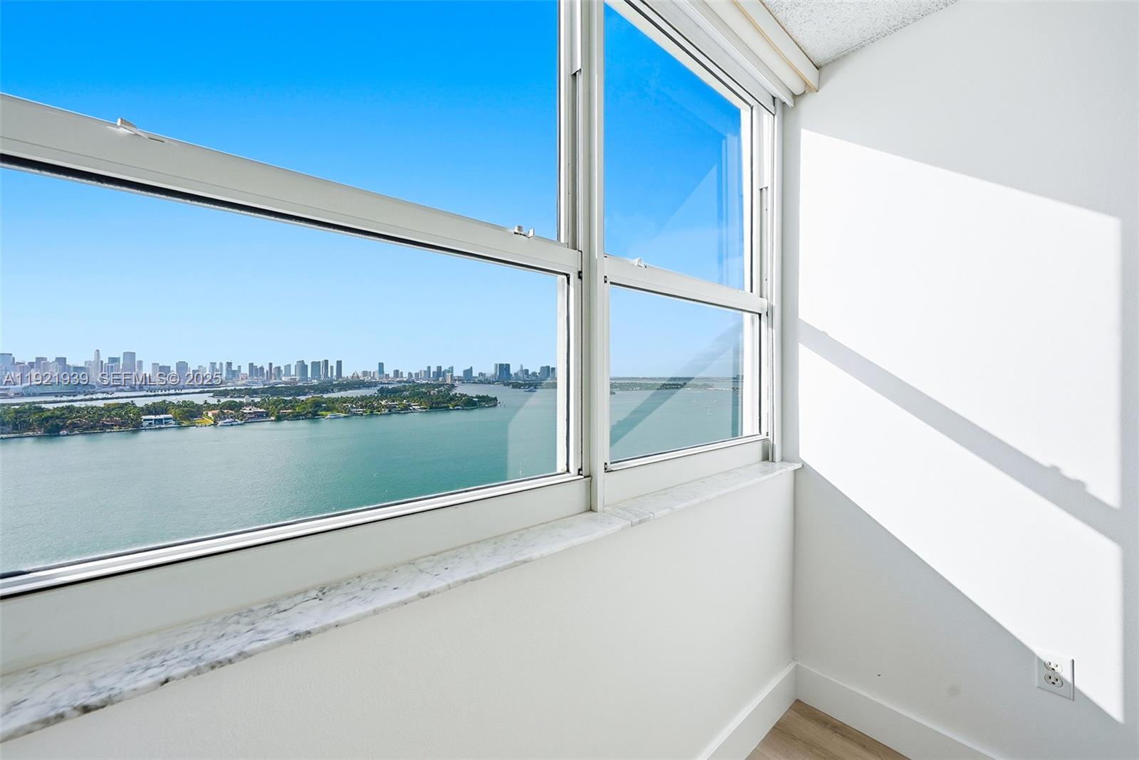 650 West Ave #2209, Miami Beach FL 33139