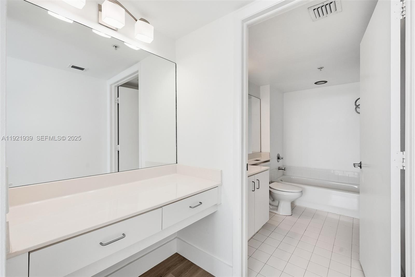 650 West Ave #2209, Miami Beach FL 33139