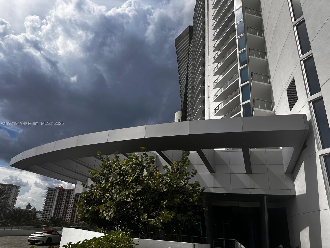 17001 Collins Ave #2601, Sunny Isles Beach FL 33160