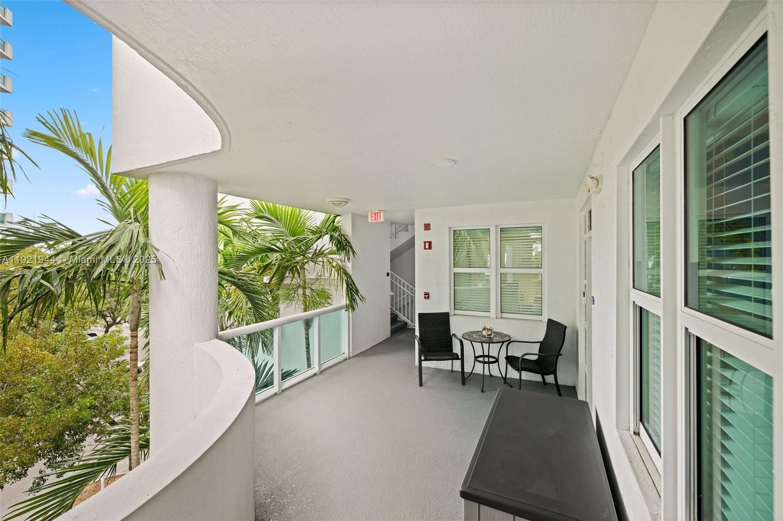 7914 Harbor Island Dr #303, North Bay Village FL 33141