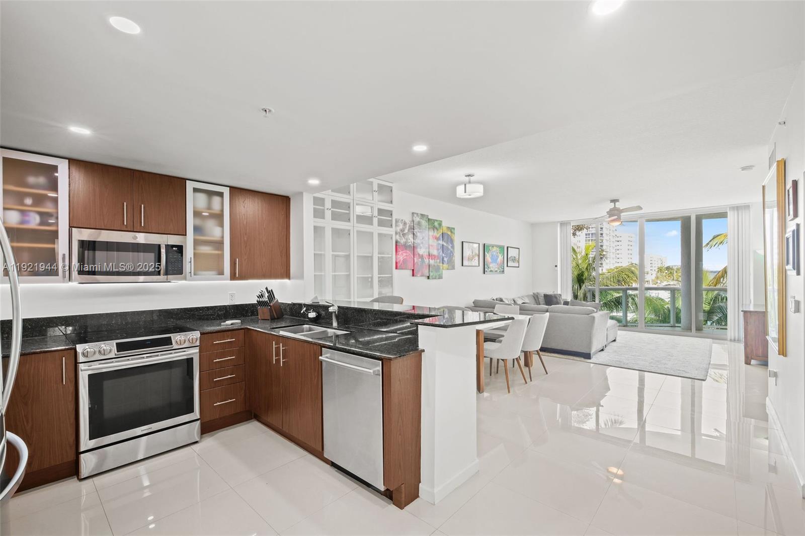 7914 Harbor Island Dr #303, North Bay Village FL 33141