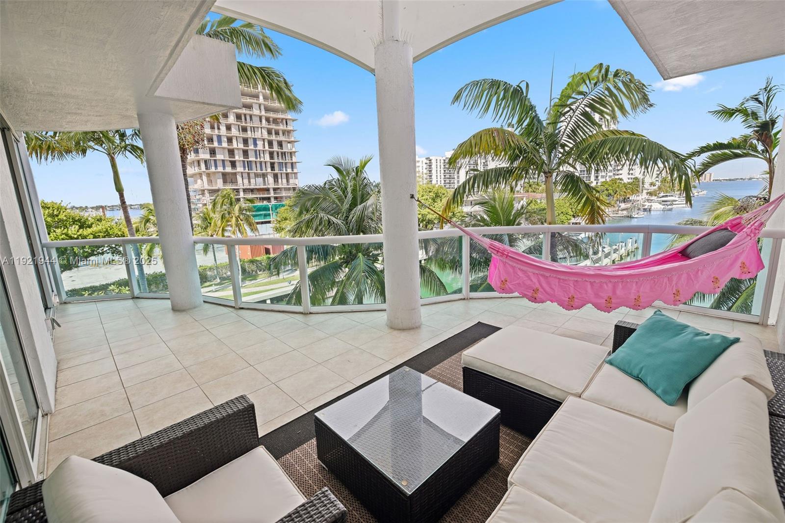 7914 Harbor Island Dr #303, North Bay Village FL 33141