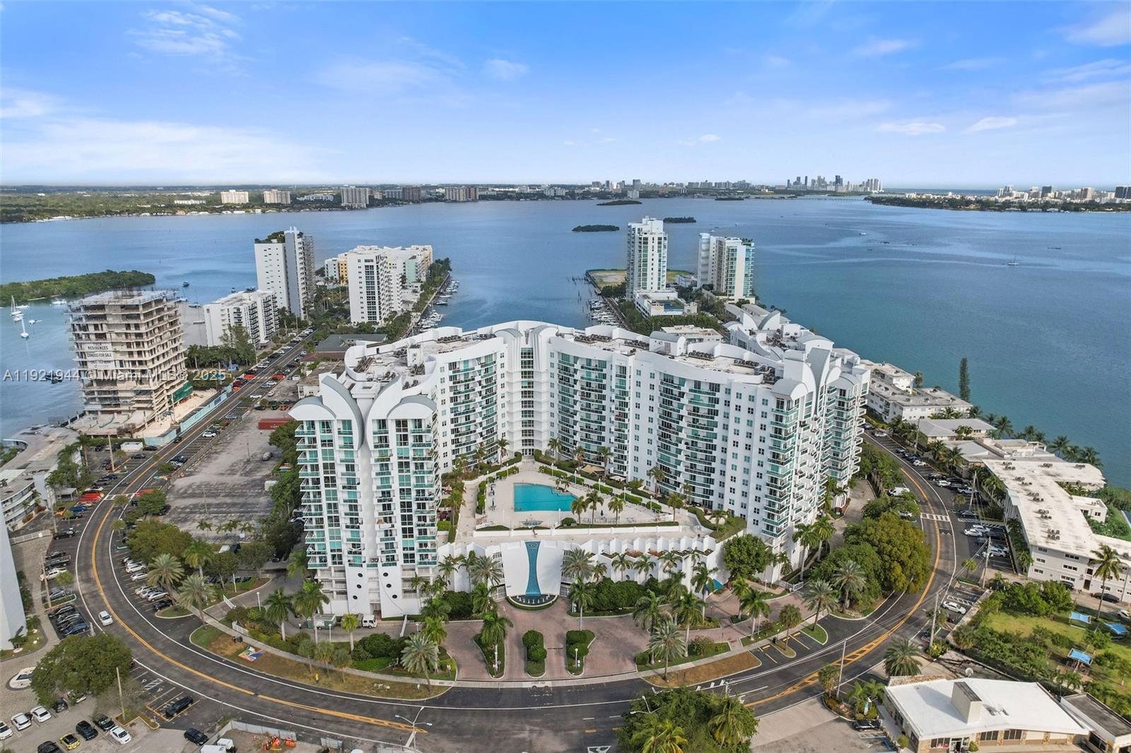 7914 Harbor Island Dr #303, North Bay Village FL 33141