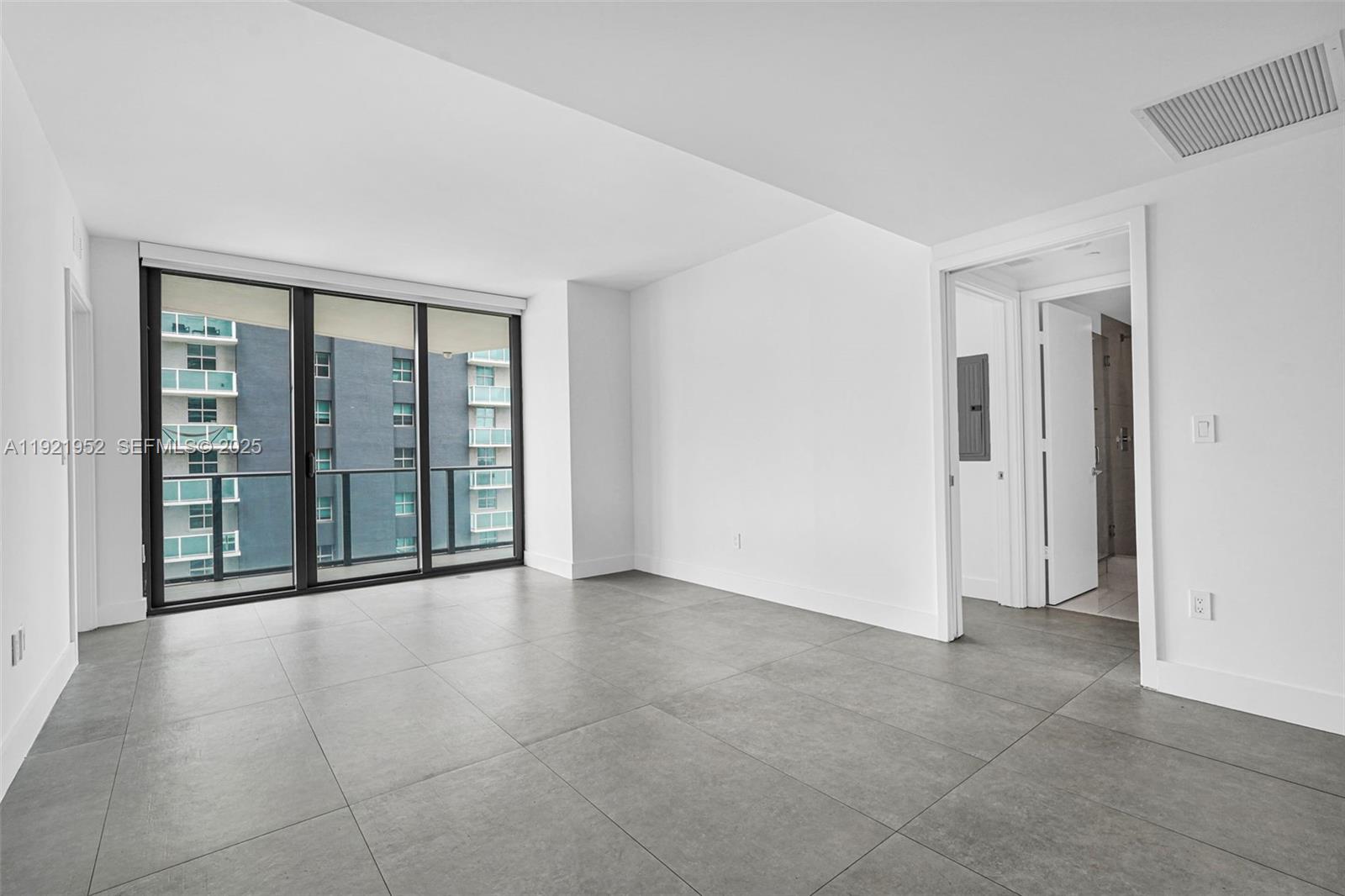 1300 S Miami Ave #2811, Miami FL 33130
