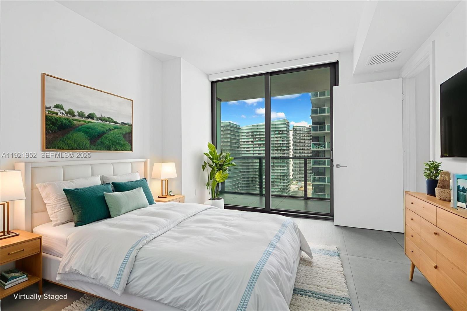 1300 S Miami Ave #2811, Miami FL 33130