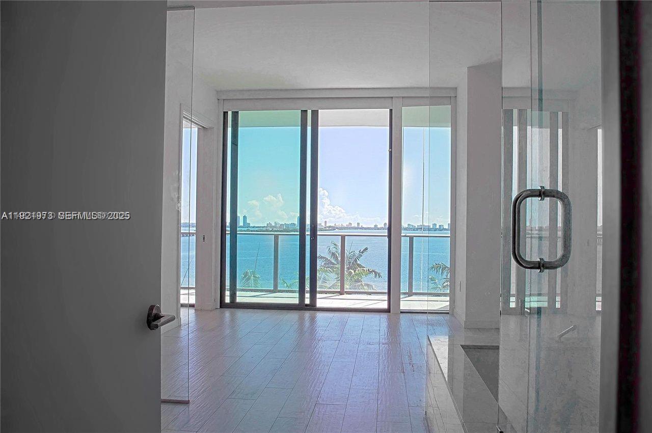 480 NE 31st St #804, Miami FL 33137