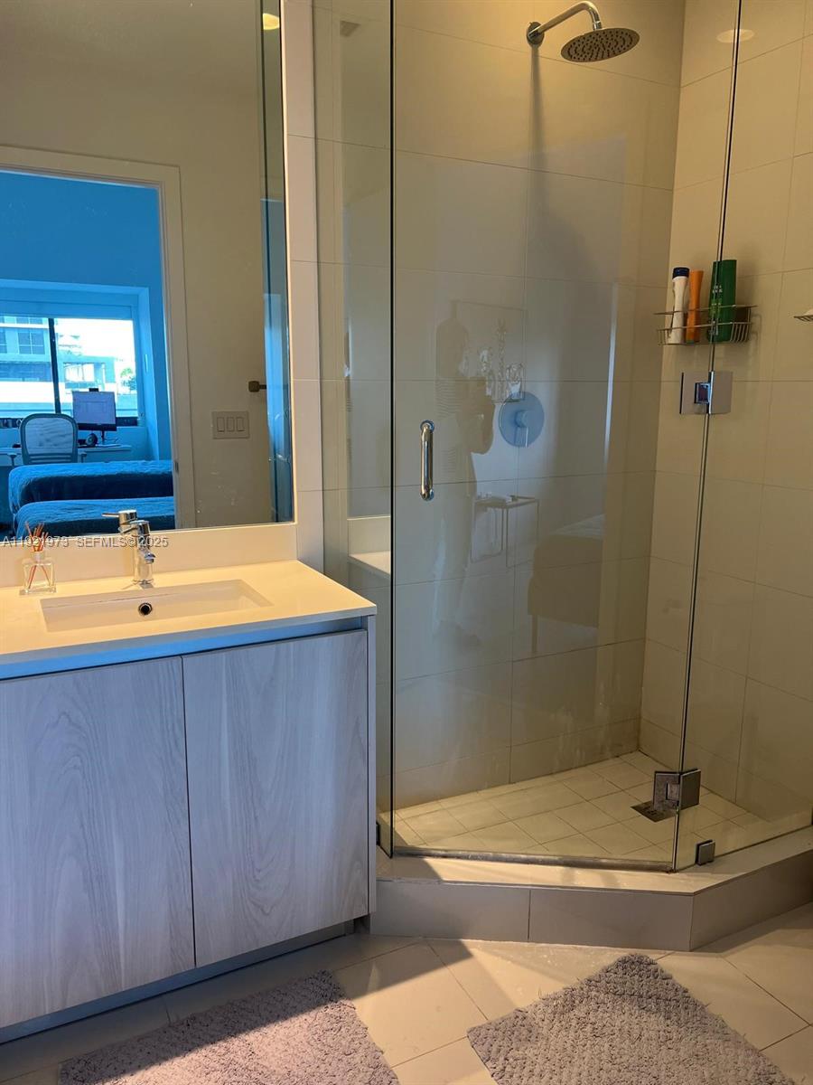 480 NE 31st St #804, Miami FL 33137