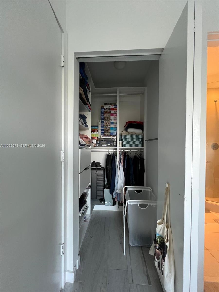 480 NE 31st St #804, Miami FL 33137