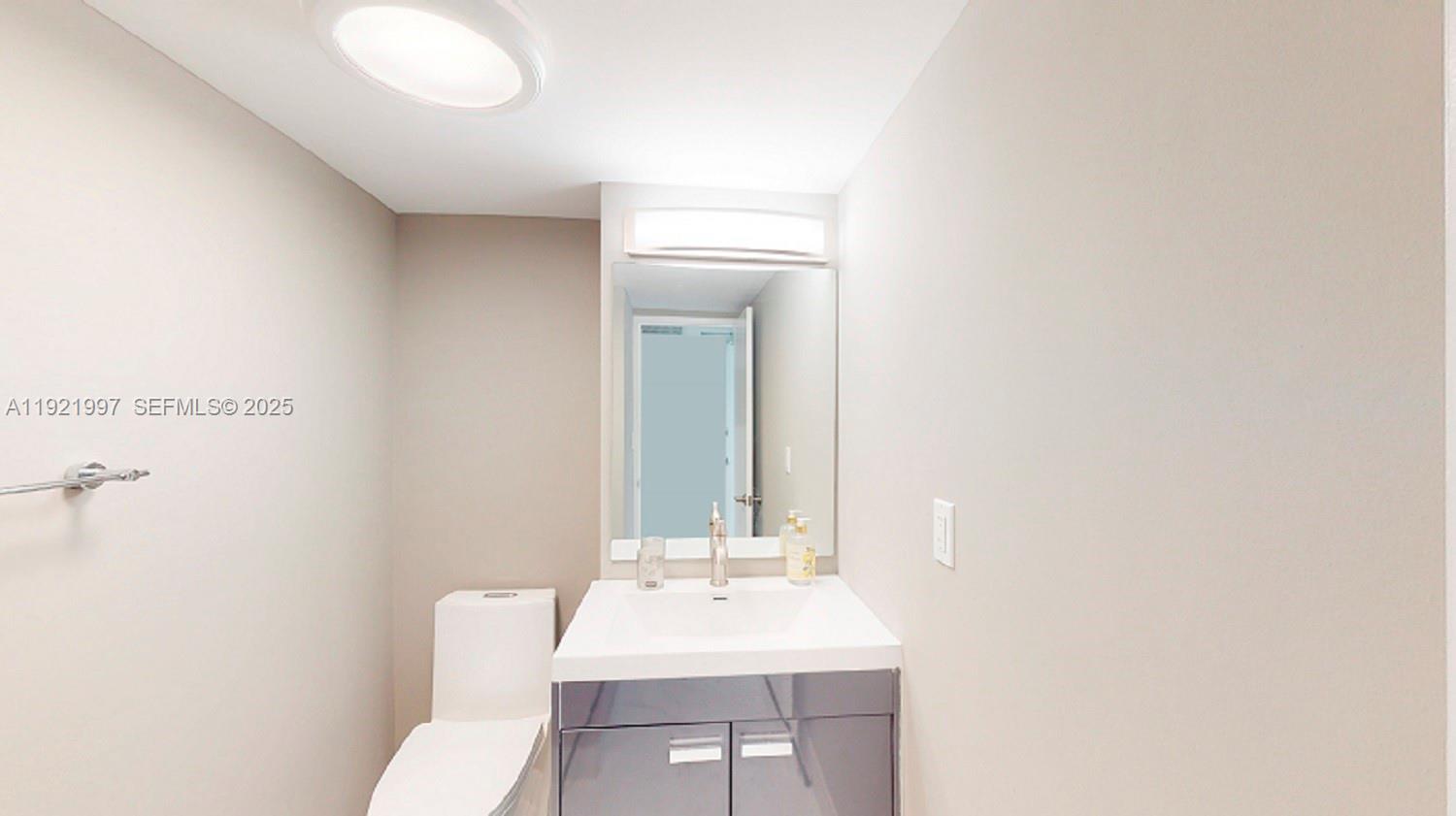 10275 Collins Ave #724, Bal Harbour FL 33154