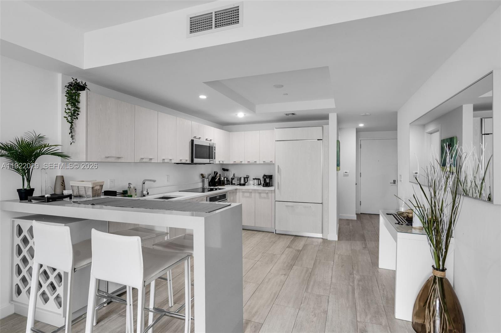 55 SW 9th St #1705, Miami FL 33130