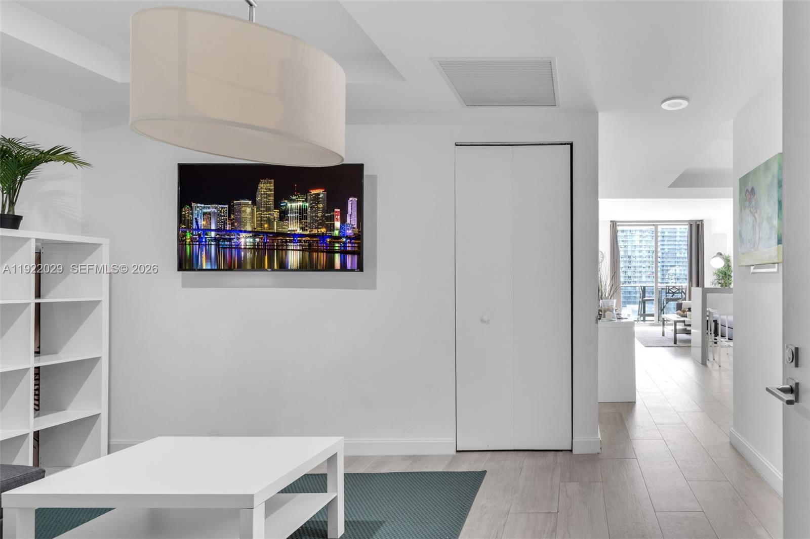 55 SW 9th St #1705, Miami FL 33130
