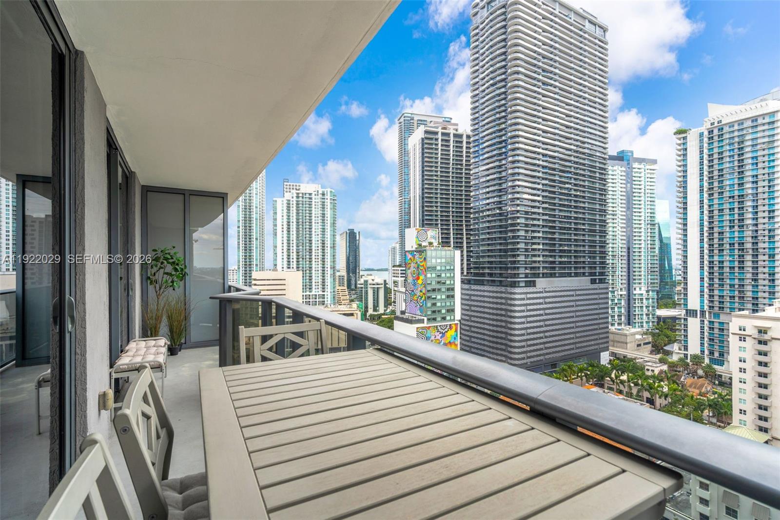 55 SW 9th St #1705, Miami FL 33130