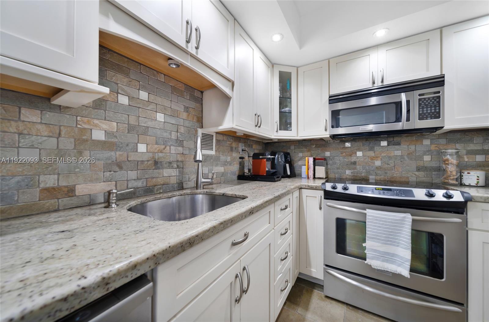 1200 West Ave #PH-15, Miami Beach FL 33139
