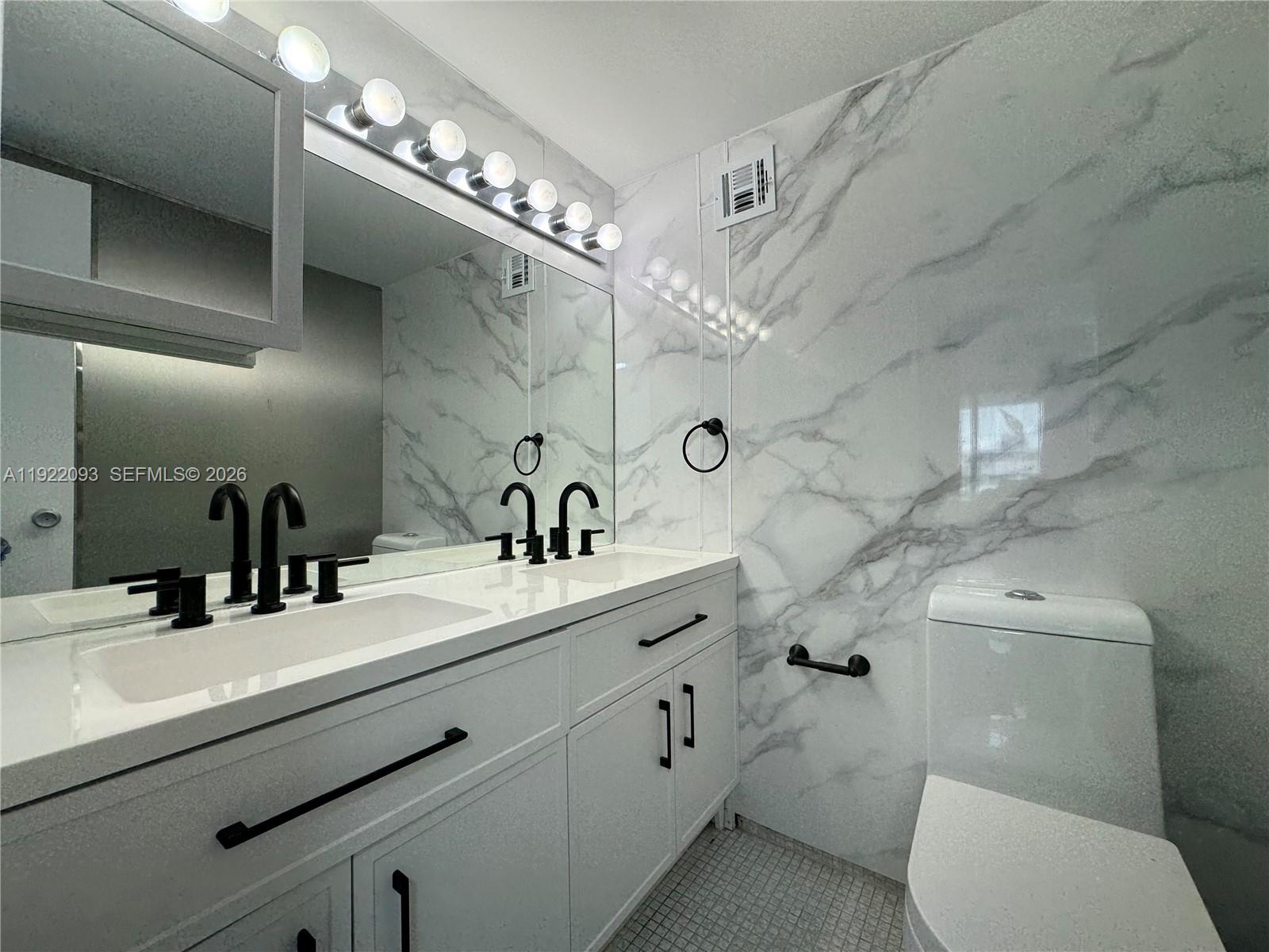 1200 West Ave #PH-15, Miami Beach FL 33139