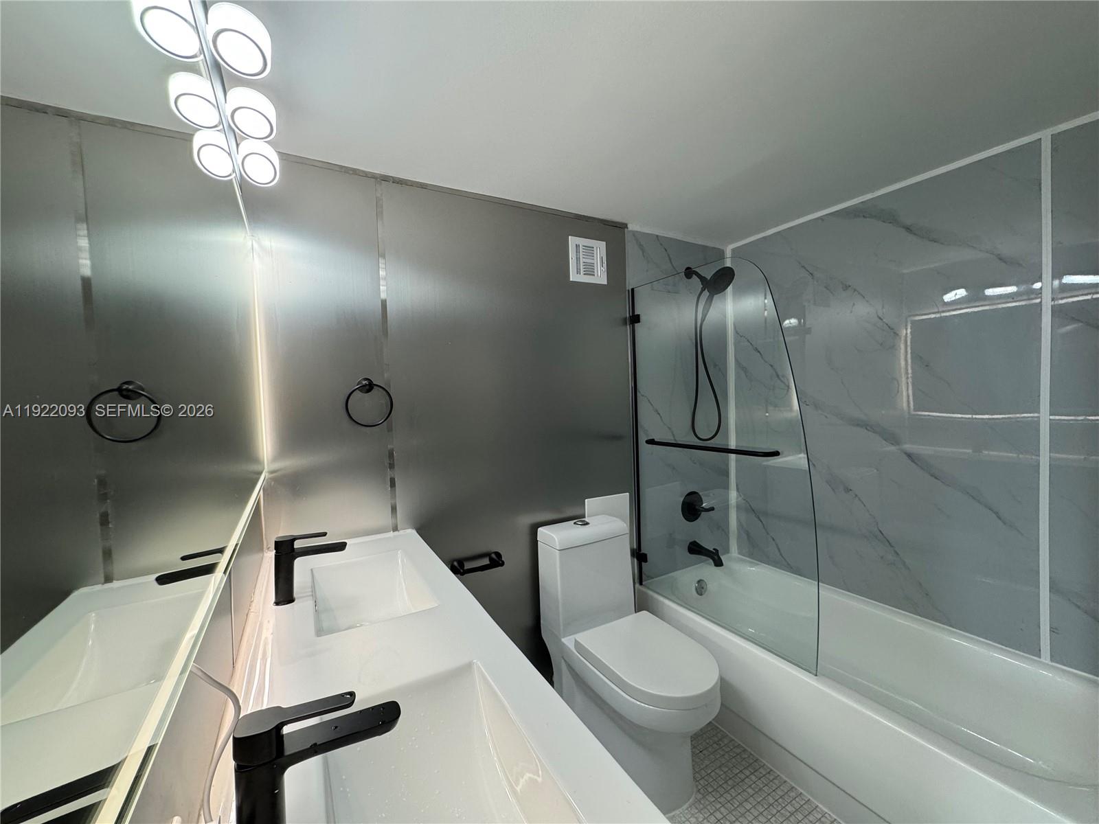 1200 West Ave #PH-15, Miami Beach FL 33139