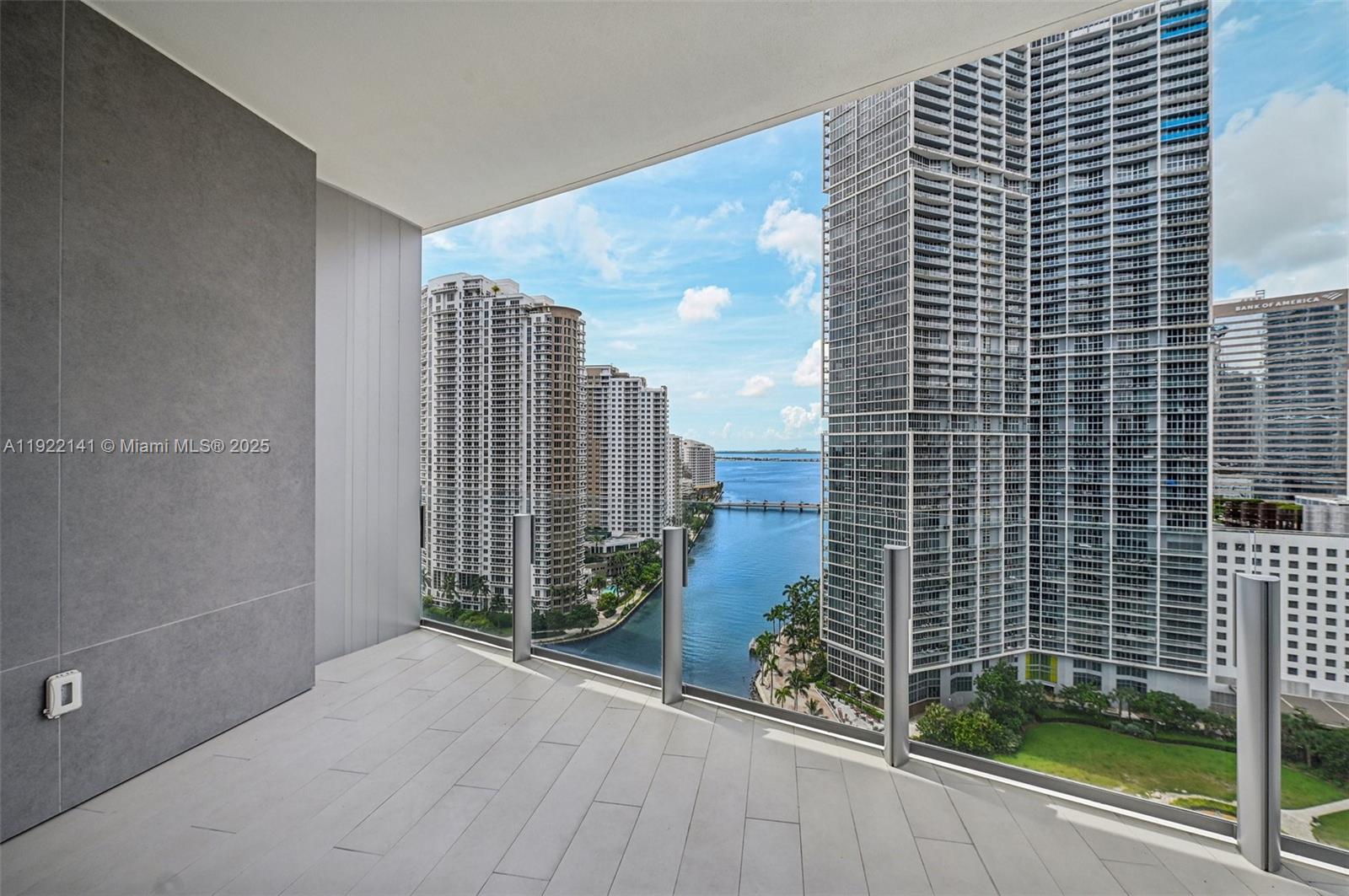 300 S Biscayne Boulevard Way #1907W, Miami FL 33131