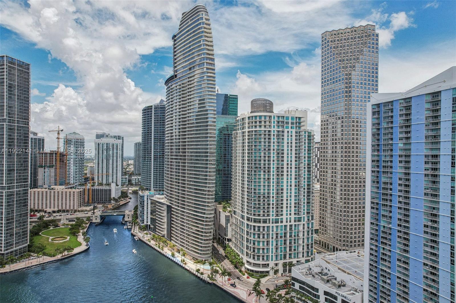 300 S Biscayne Boulevard Way #1907W, Miami FL 33131