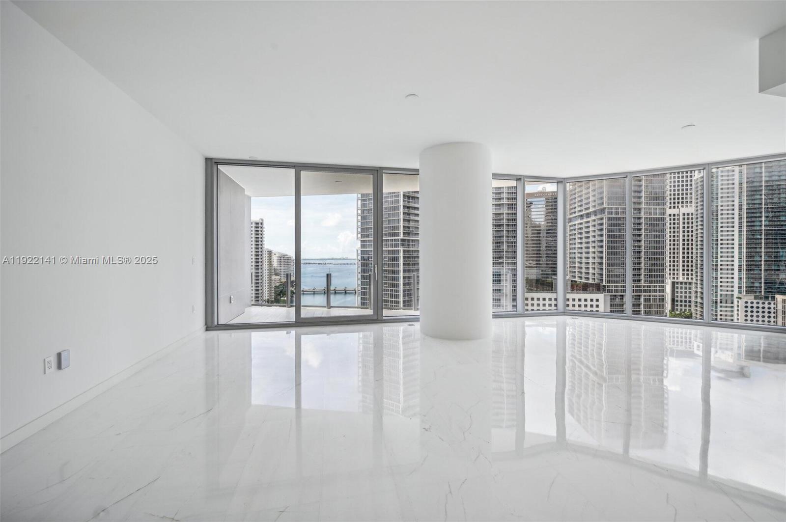 300 S Biscayne Boulevard Way #1907W, Miami FL 33131
