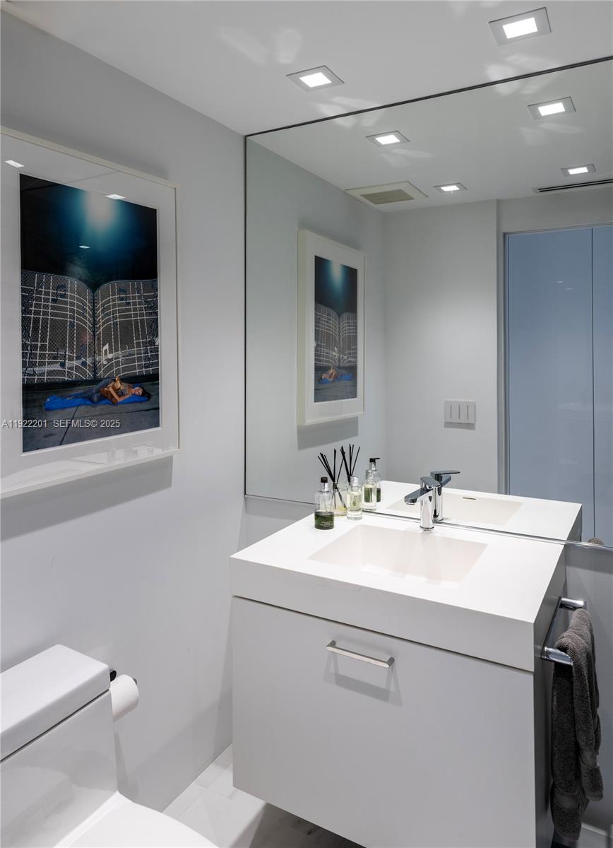 11 Island Ave #PH6, Miami Beach FL 33139